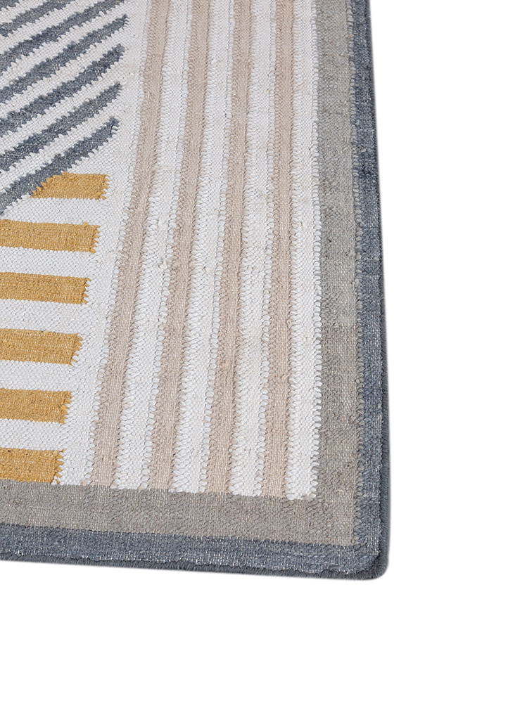 alhambra ivory wool flat weaves Rug - Corner