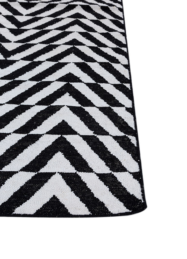 alhambra grey and black wool flat weaves Rug - Corner