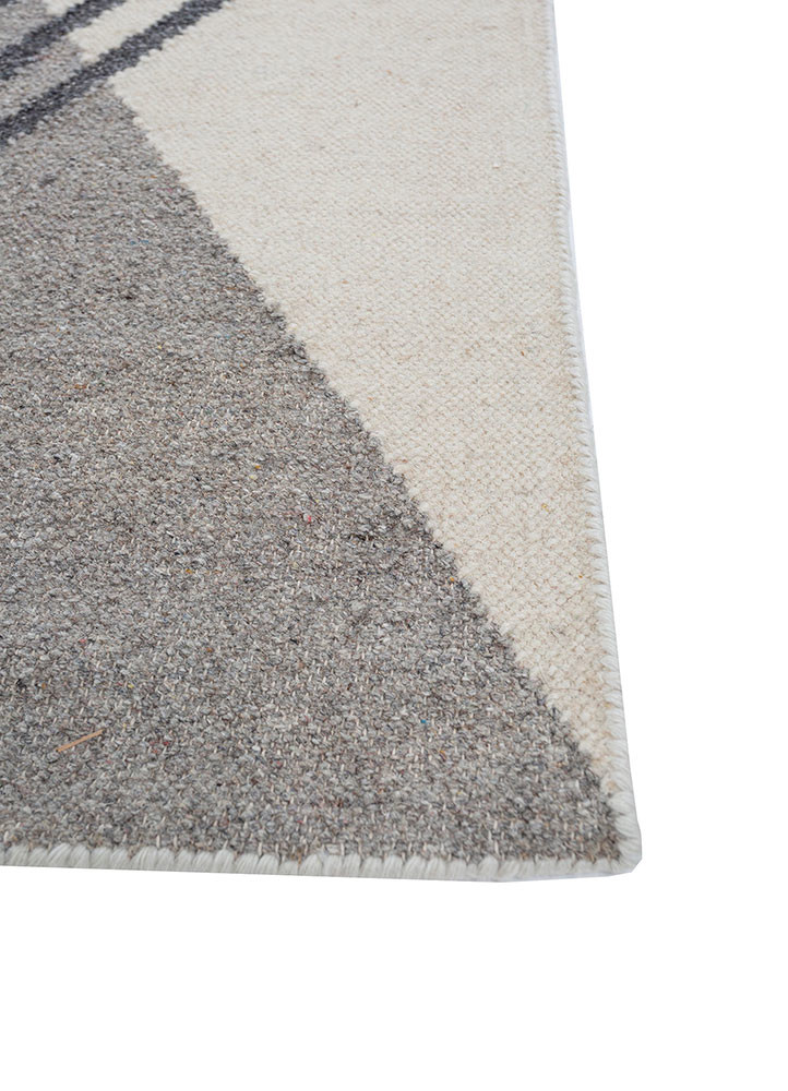 checkers grey and black wool and viscose flat weaves Rug - Corner checkers grey and black wool and viscose flat weaves Rug - Corner