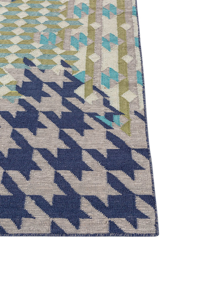 checkers grey and black wool and viscose flat weaves Rug - Corner checkers grey and black wool and viscose flat weaves Rug - Corner
