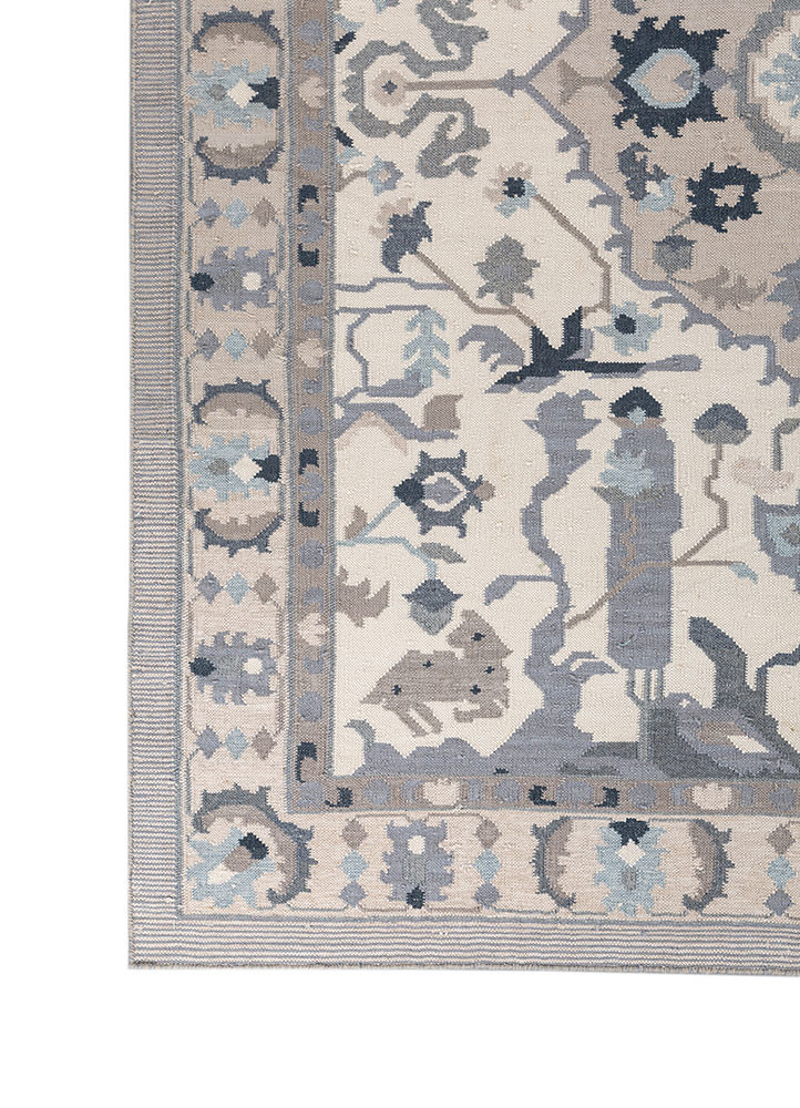 bedouin ivory wool and viscose flat weaves Rug - Corner bedouin ivory wool and viscose flat weaves Rug - Corner