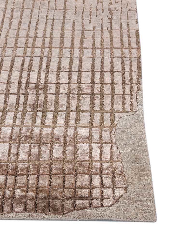 edge and essence gold wool and bamboo silk hand knotted Rug - Corner edge and essence gold wool and bamboo silk hand knotted Rug - Corner