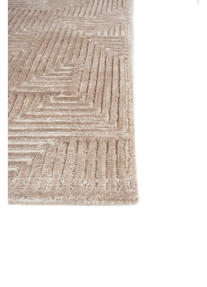 azalea ivory wool and bamboo silk hand knotted Rug - Corner azalea ivory wool and bamboo silk hand knotted Rug - Corner