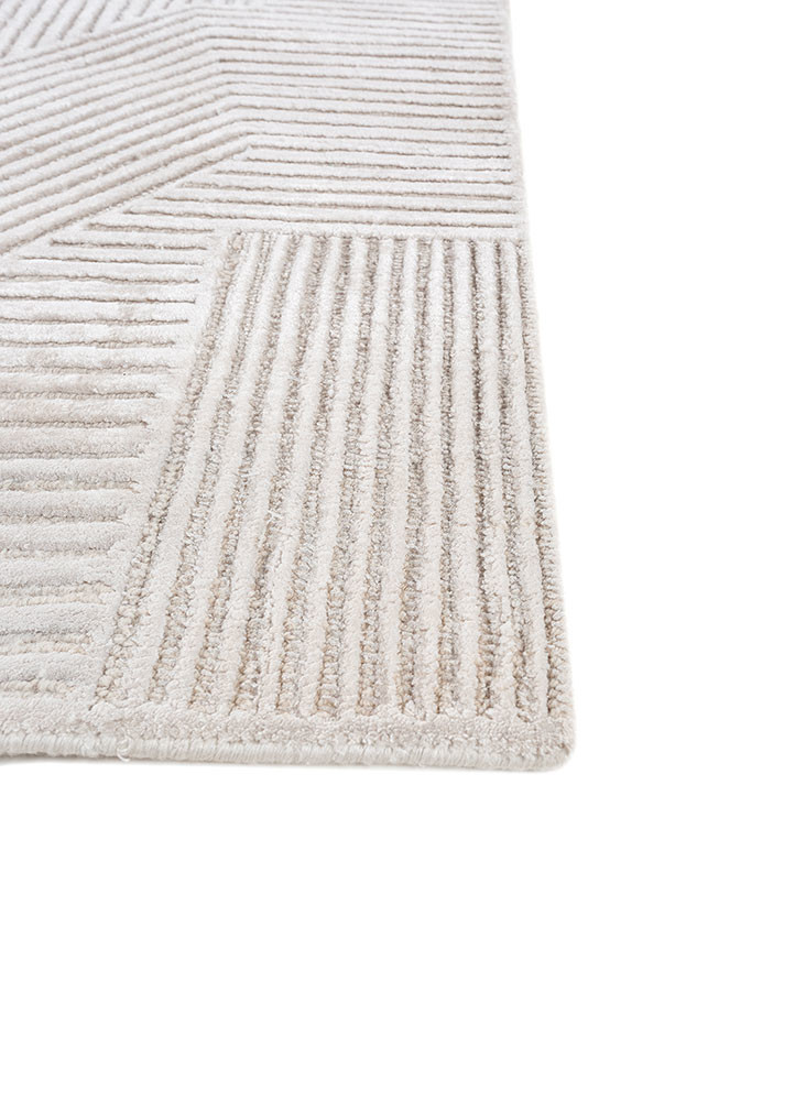 azalea ivory wool and bamboo silk hand knotted Rug - Corner azalea ivory wool and bamboo silk hand knotted Rug - Corner