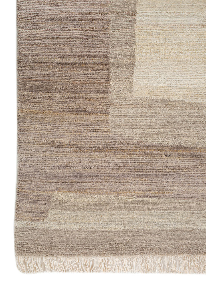 blythe ivory wool hand knotted Rug - Corner