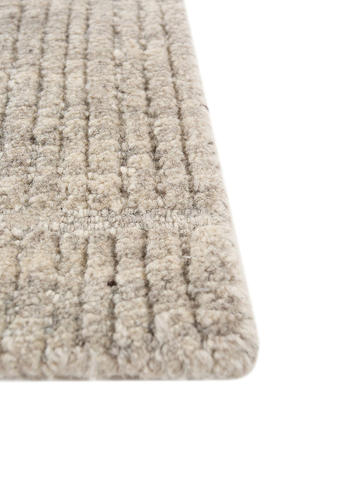 manifest ivory wool hand knotted Rug - Corner