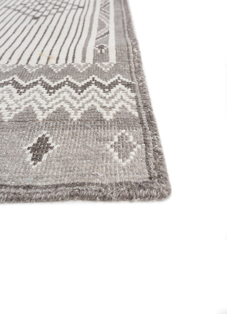 thyme ivory polyester hand knotted Rug - Corner thyme ivory polyester hand knotted Rug - Corner
