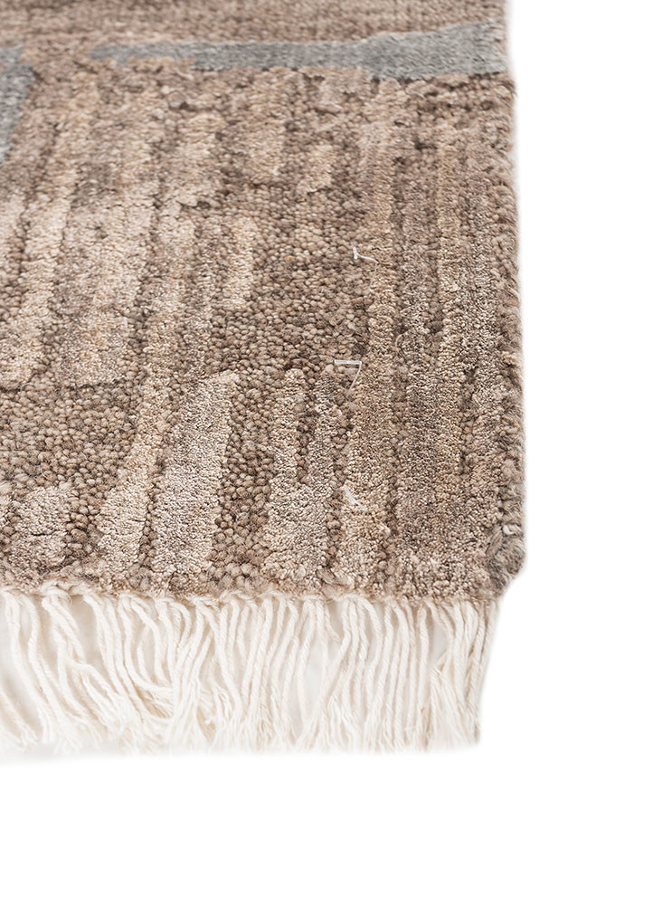 aprezo beige and brown wool and bamboo silk hand knotted Rug - Corner aprezo beige and brown wool and bamboo silk hand knotted Rug - Corner