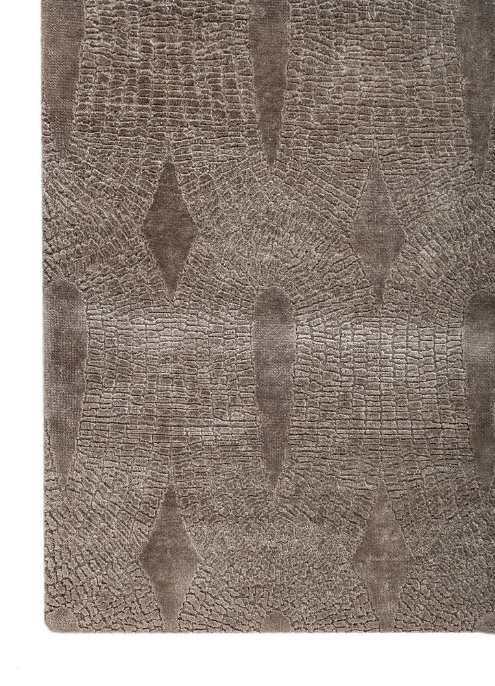 azalea grey and black wool and bamboo silk hand knotted Rug - Corner