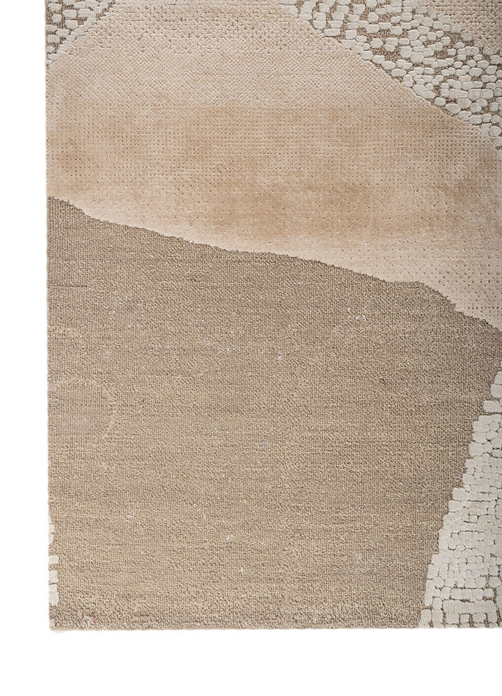 aprezo beige and brown wool and bamboo silk hand knotted Rug - Corner aprezo beige and brown wool and bamboo silk hand knotted Rug - Corner