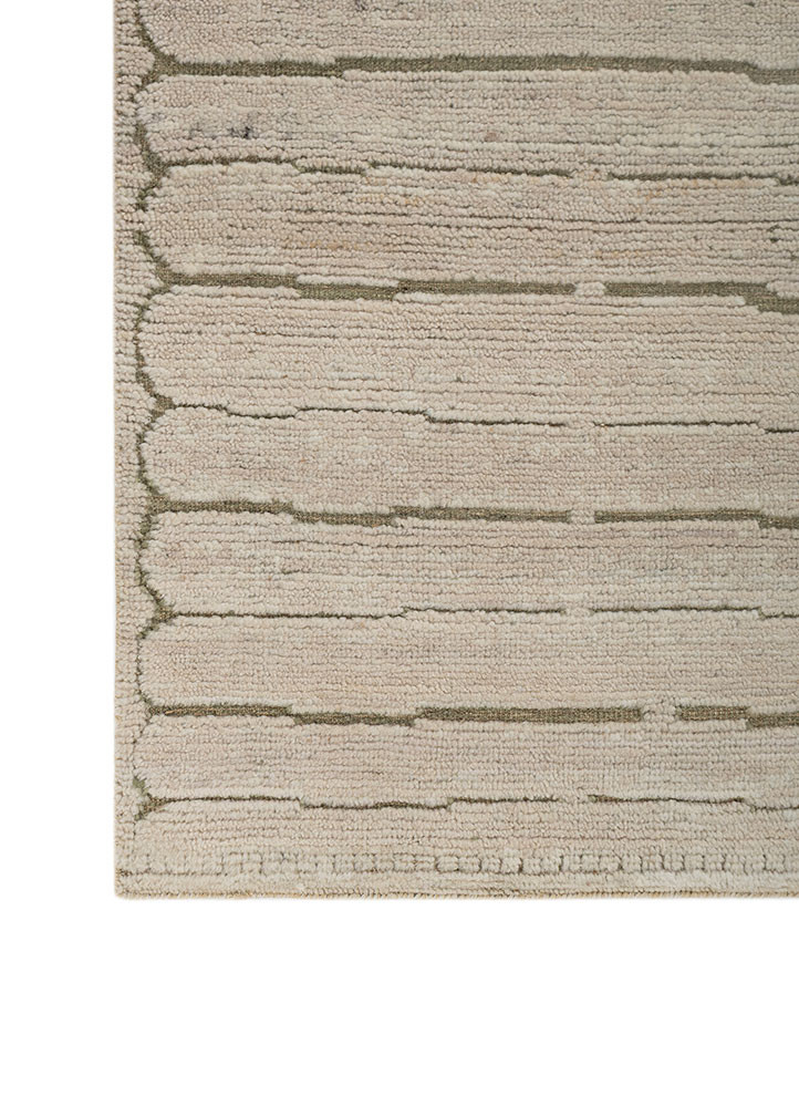 aprezo ivory wool hand knotted Rug - Corner
