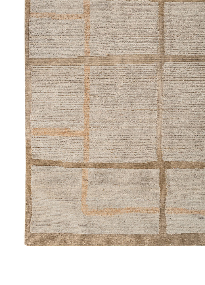 aprezo gold wool hand knotted Rug - Corner