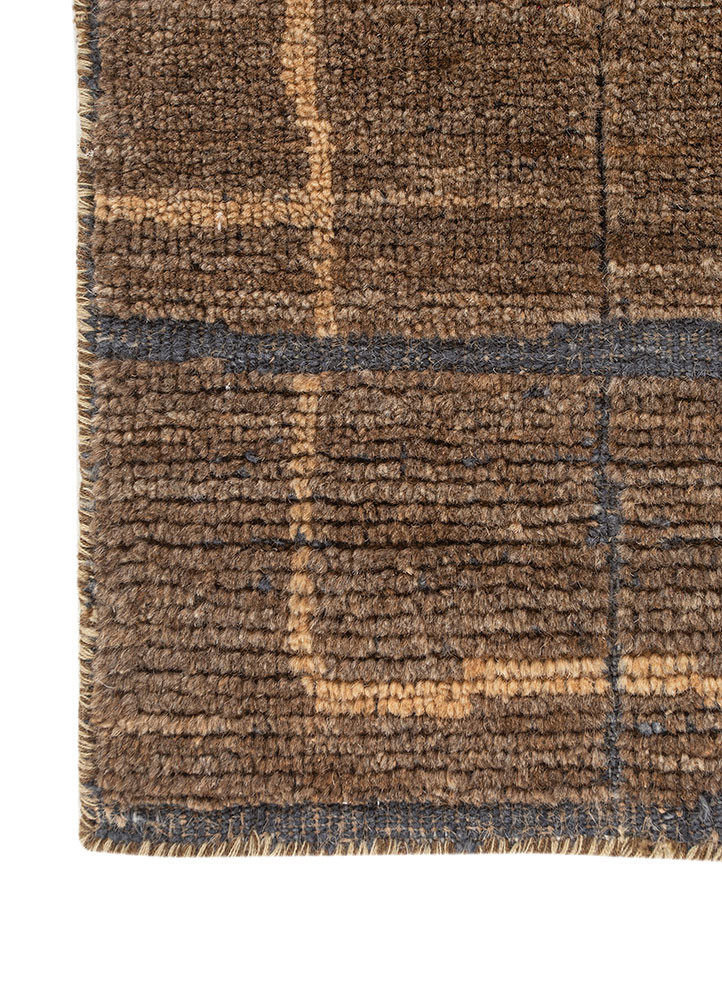 zuri beige and brown wool hand knotted Rug - Corner