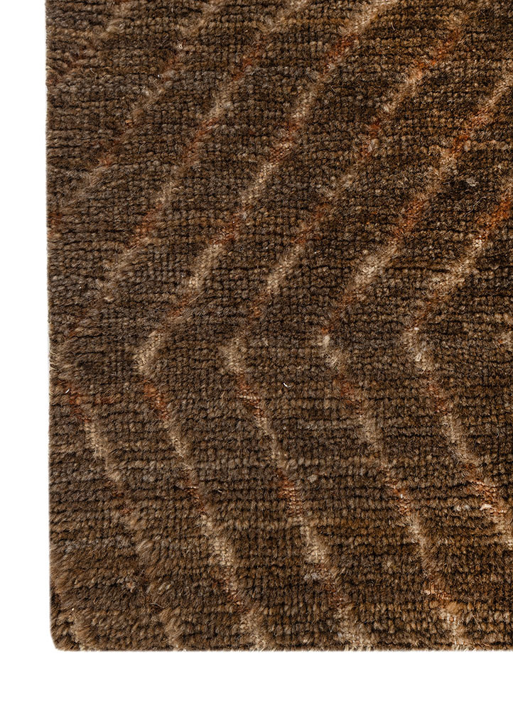 zuri beige and brown wool hand knotted Rug - Corner