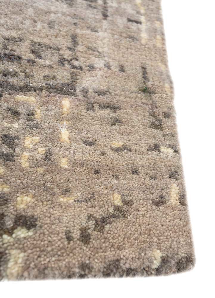 uvenuti grey and black wool hand knotted Rug - Corner