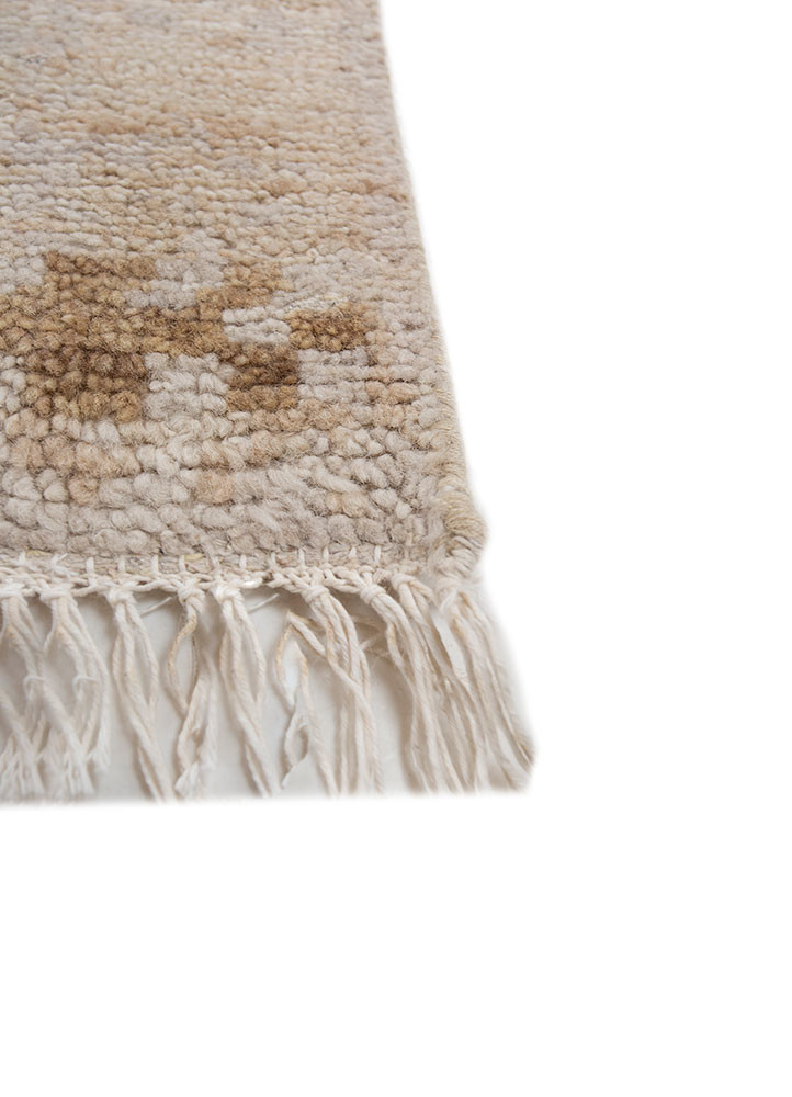 erbe ivory wool hand knotted Rug - Corner erbe ivory wool hand knotted Rug - Corner