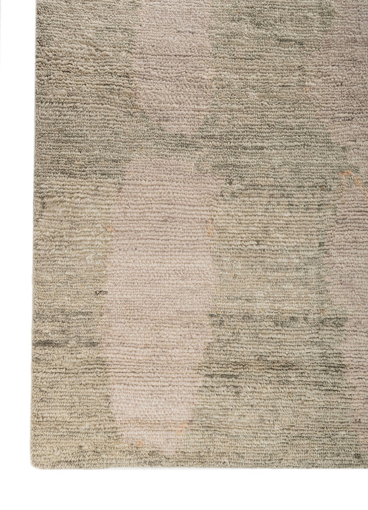 entropy green wool hand knotted Rug - Corner