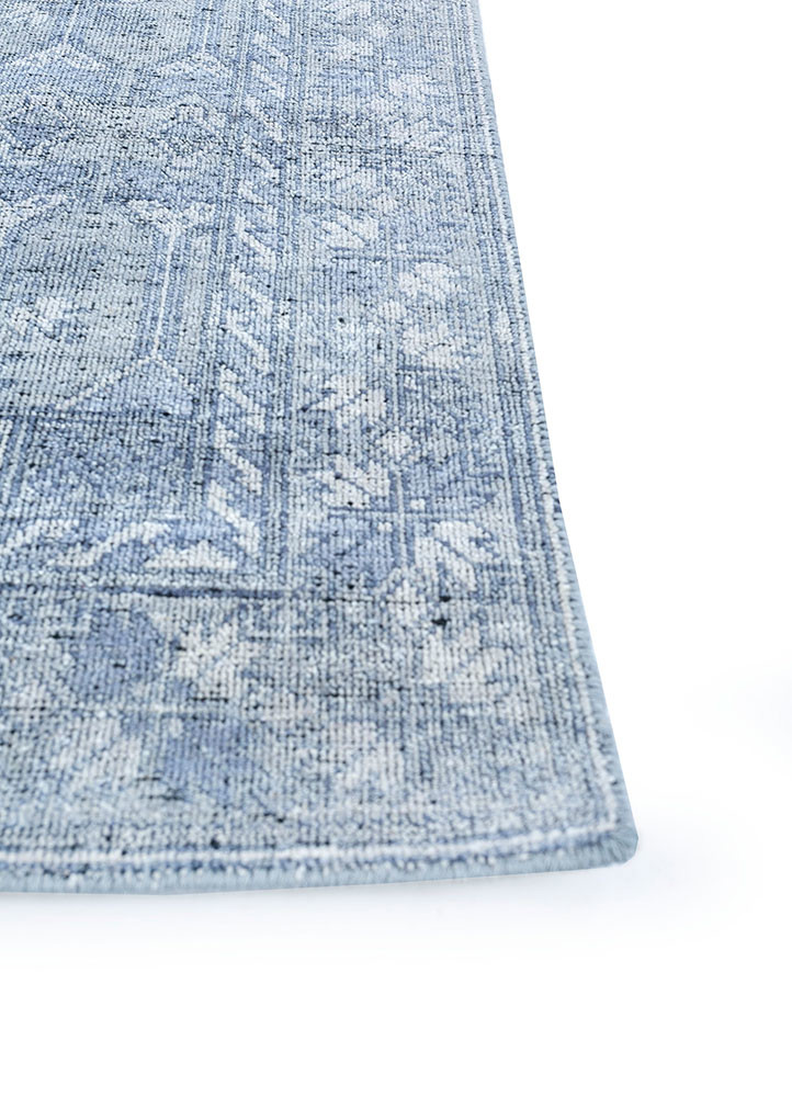 erbe blue wool hand knotted Rug - Corner