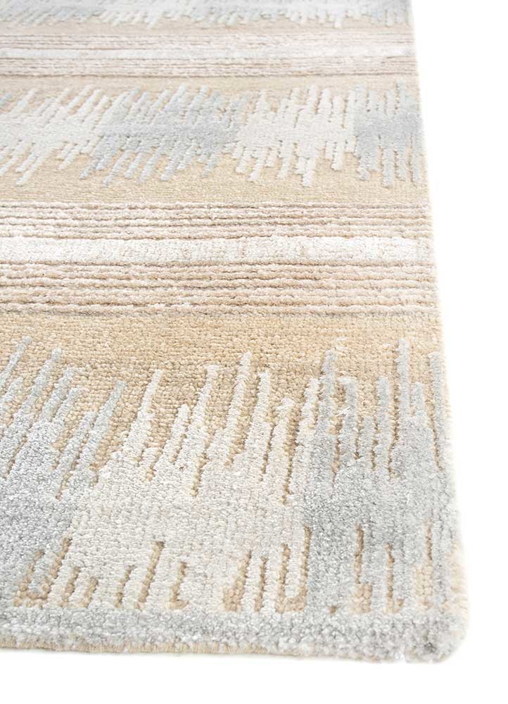 blythe ivory wool hand knotted Rug - Corner