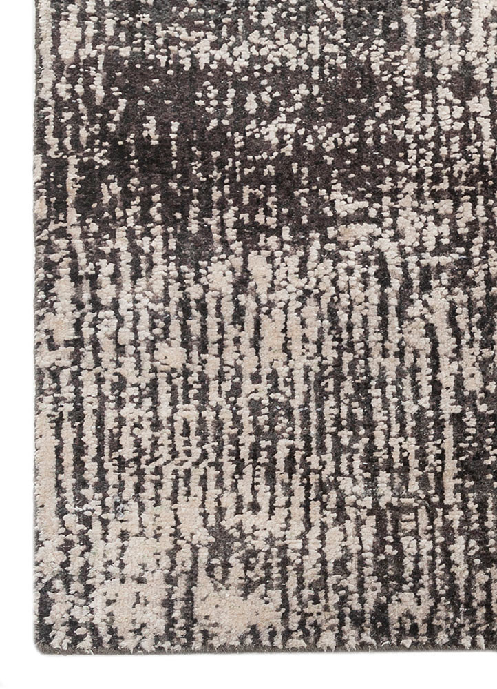 entropy ivory wool and silk hand knotted Rug - Corner