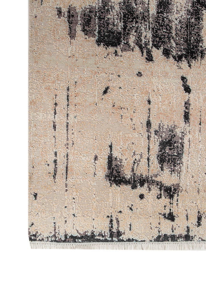 entropy ivory wool and silk hand knotted Rug - Corner