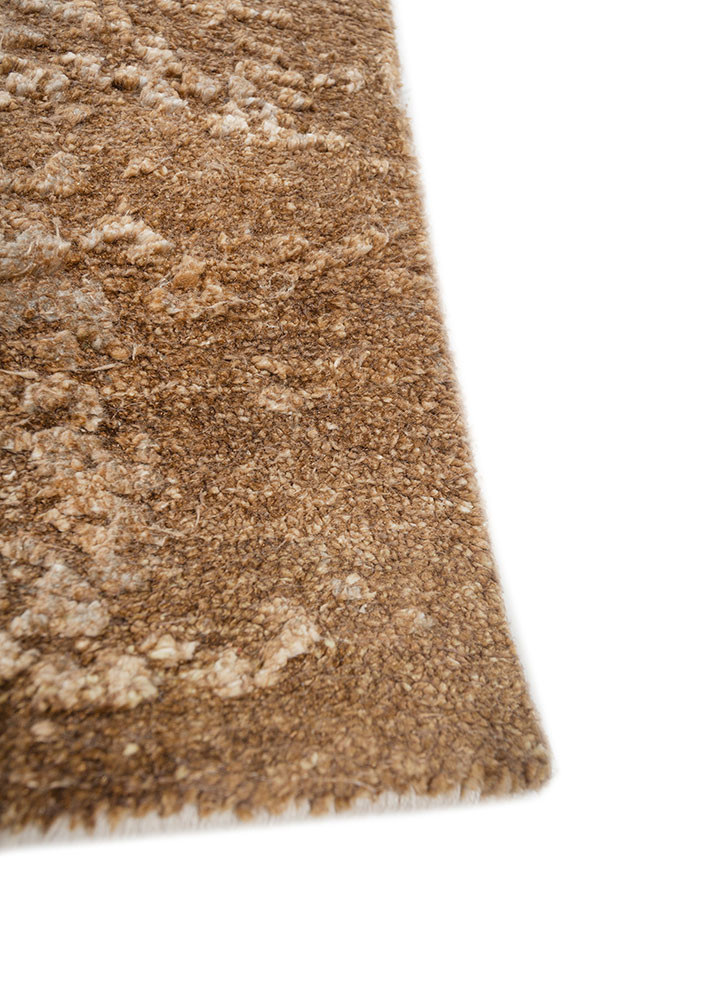 uvenuti ivory wool and silk hand knotted Rug - Corner uvenuti ivory wool and silk hand knotted Rug - Corner