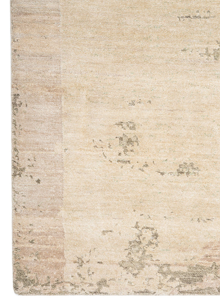 aakar by kavi ivory wool and silk hand knotted Rug - Corner aakar by kavi ivory wool and silk hand knotted Rug - Corner