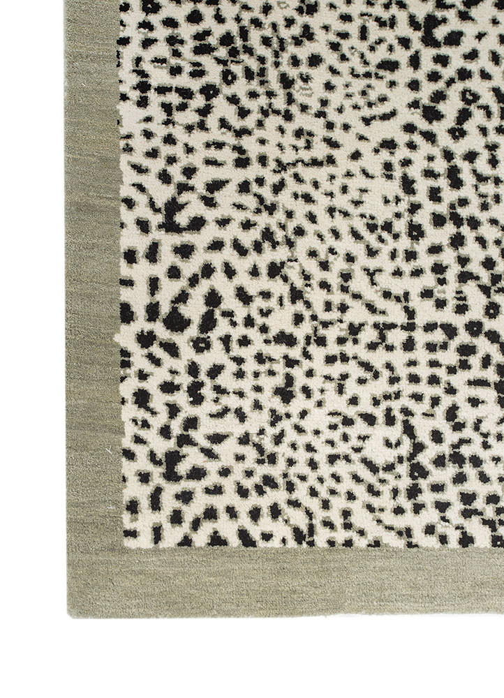 gilded age ivory wool hand knotted Rug - Corner gilded age ivory wool hand knotted Rug - Corner