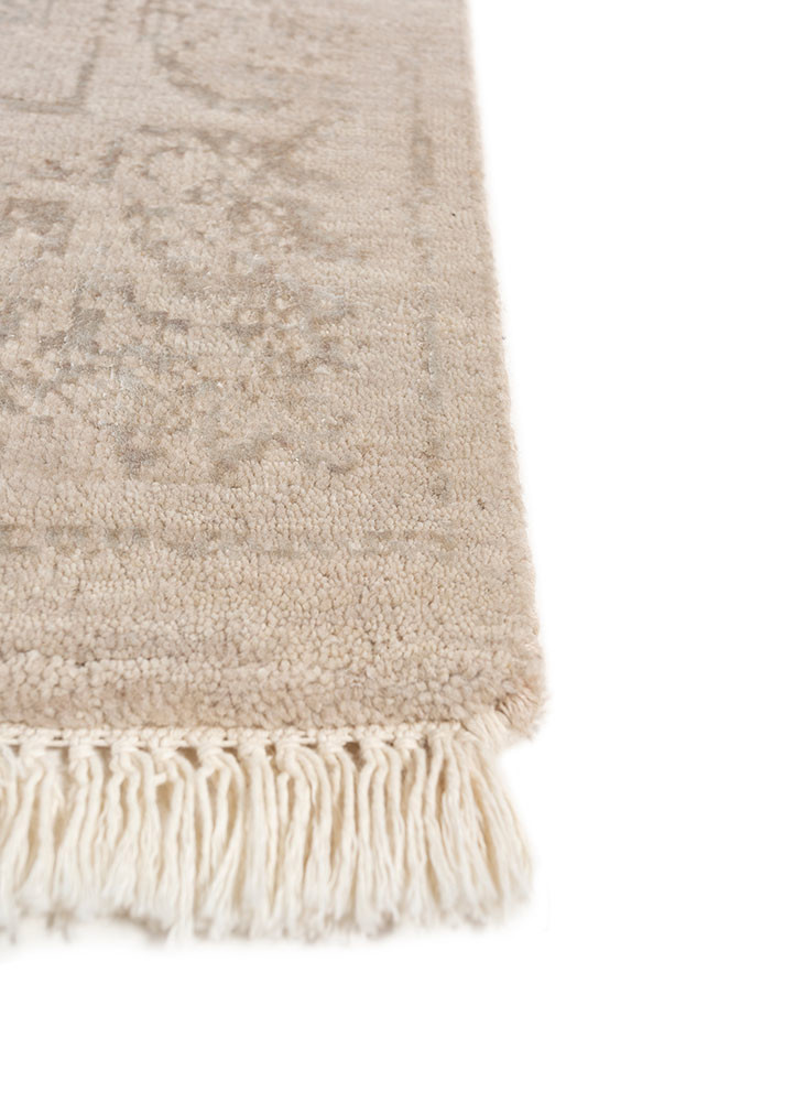 azalea ivory wool and bamboo silk hand knotted Rug - Corner azalea ivory wool and bamboo silk hand knotted Rug - Corner
