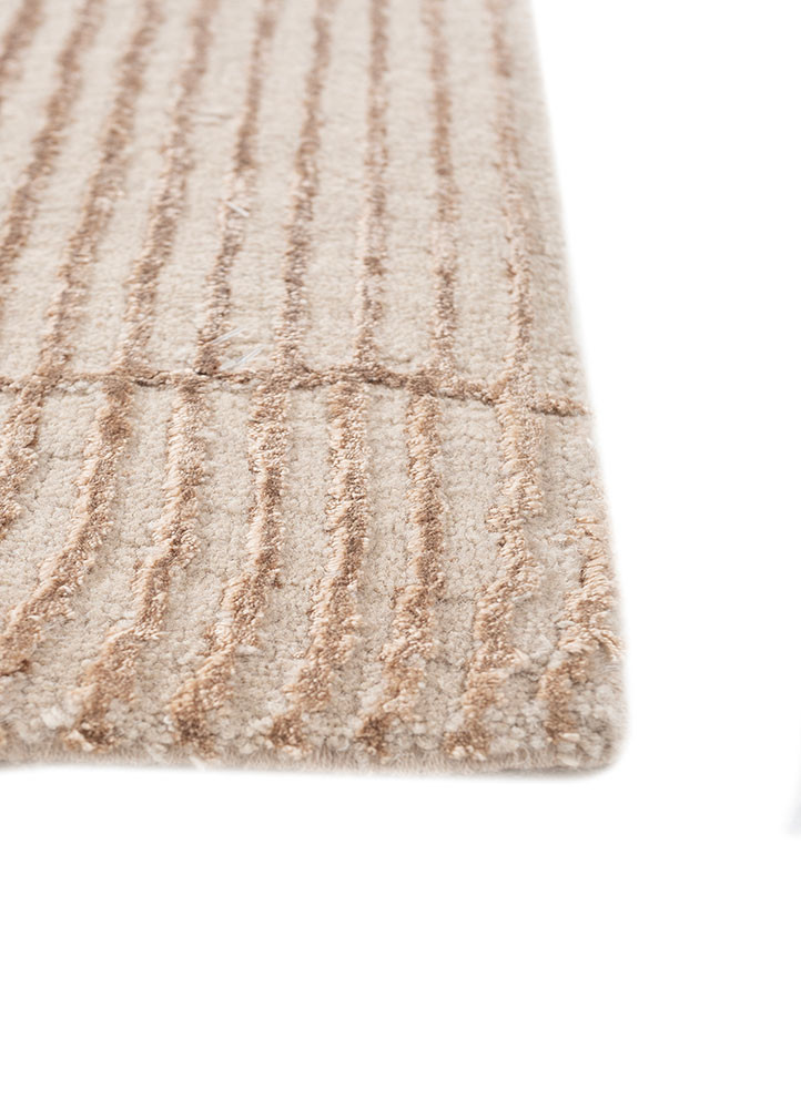azalea ivory wool and bamboo silk hand knotted Rug - Corner azalea ivory wool and bamboo silk hand knotted Rug - Corner