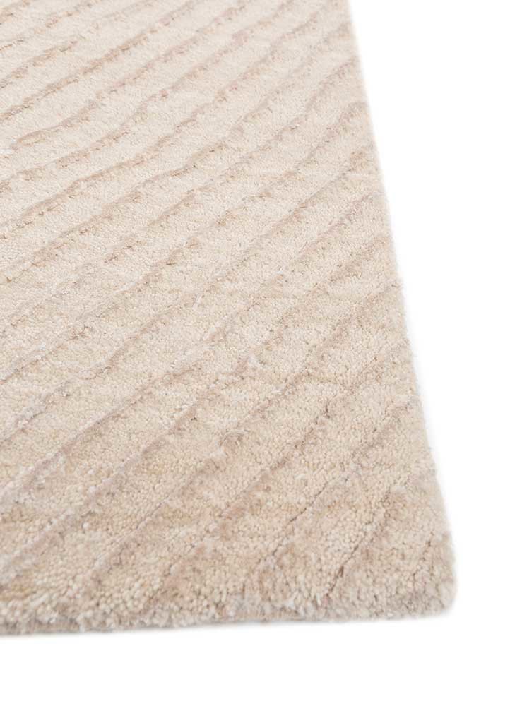 azalea ivory wool and bamboo silk hand knotted Rug - Corner azalea ivory wool and bamboo silk hand knotted Rug - Corner