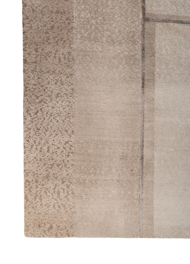 aakar by kavi ivory wool and bamboo silk hand knotted Rug - Corner