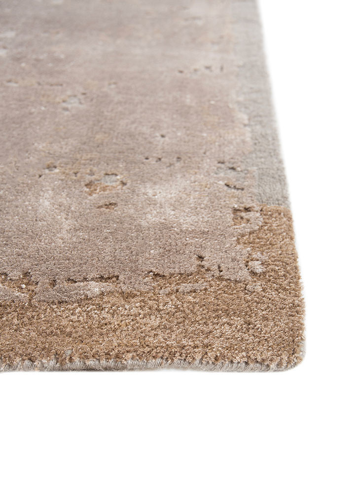 aakar by kavi ivory wool and bamboo silk hand knotted Rug - Corner aakar by kavi ivory wool and bamboo silk hand knotted Rug - Corner