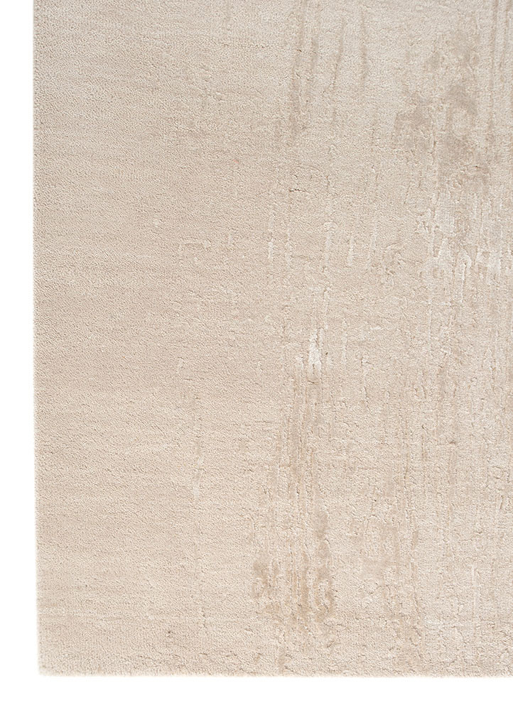 free verse by kavi ivory wool and bamboo silk hand knotted Rug - Corner