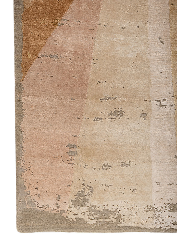 unfold by kavi gold wool and bamboo silk hand knotted Rug - Corner