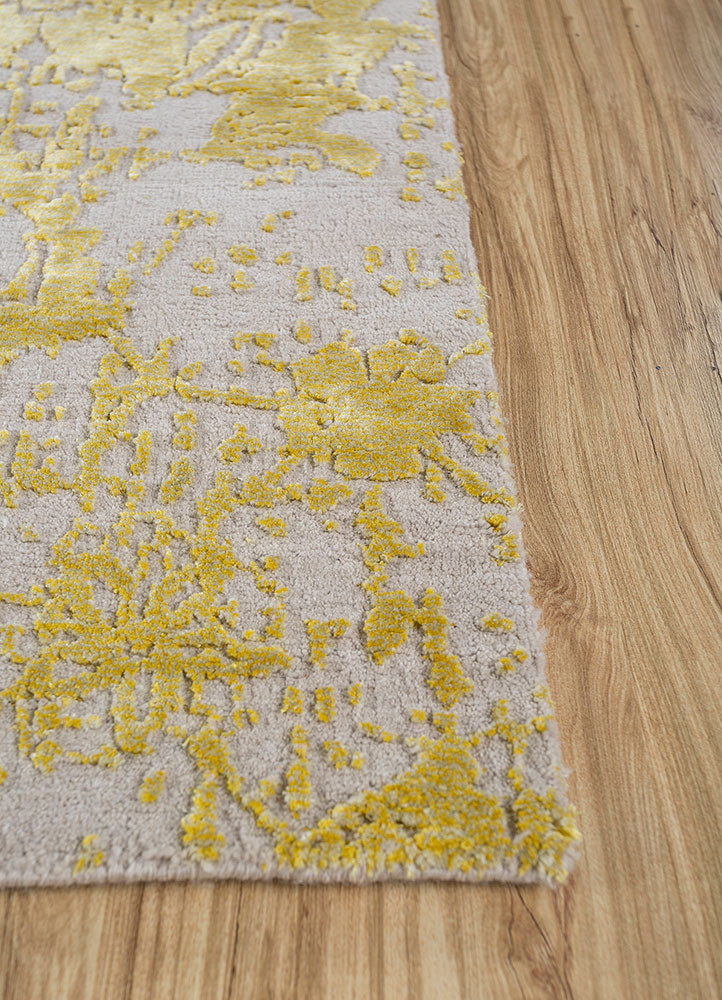 chaos theory by kavi ivory wool and bamboo silk hand knotted Rug - Corner