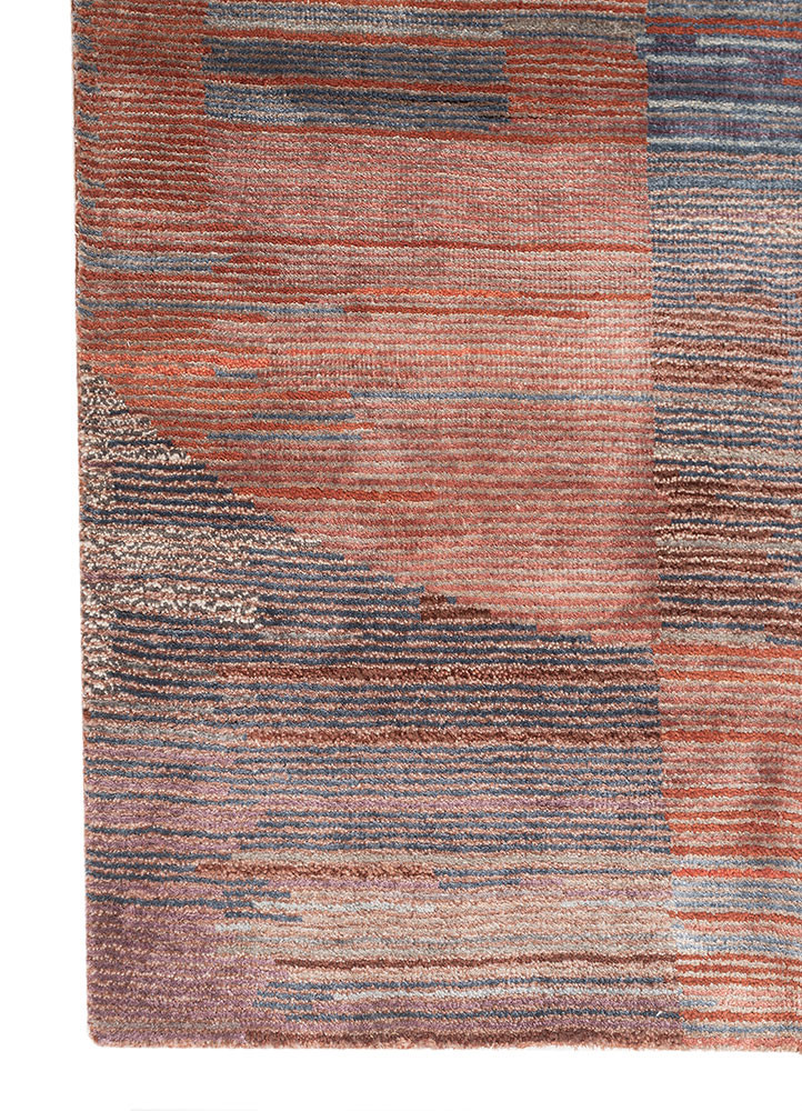 aakar by kavi grey and black wool and bamboo silk hand knotted Rug - Corner aakar by kavi grey and black wool and bamboo silk hand knotted Rug - Corner