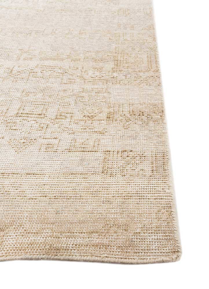 erbe ivory wool hand knotted Rug - Corner