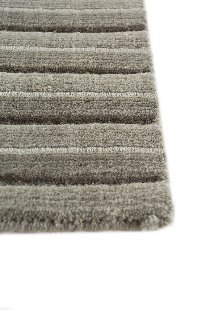 saga blue wool hand loom Rug - Corner saga blue wool hand loom Rug - Corner