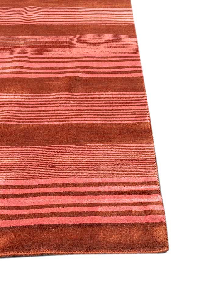 basis red and orange wool hand loom Rug - Corner basis red and orange wool hand loom Rug - Corner