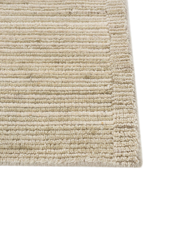saga ivory wool hand loom Rug - Corner saga ivory wool hand loom Rug - Corner