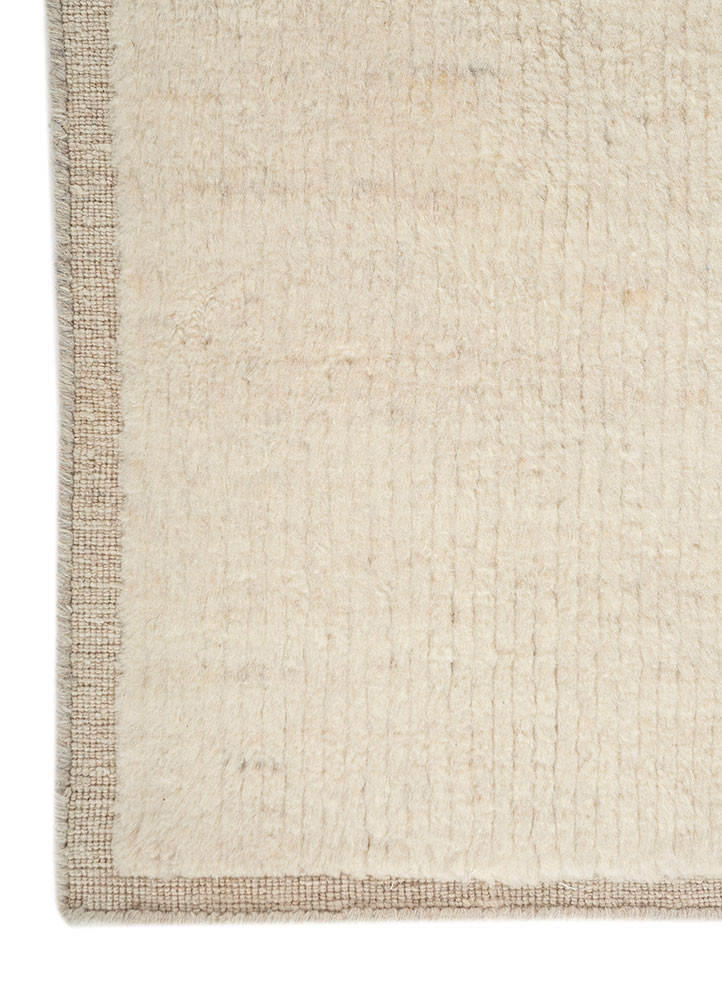 contour ivory wool hand loom Rug - Corner contour ivory wool hand loom Rug - Corner