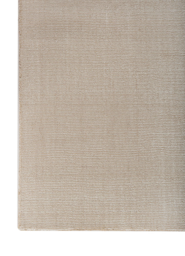 saga gold wool hand loom Rug - Corner