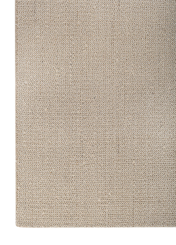 basis ivory wool hand loom Rug - Corner
