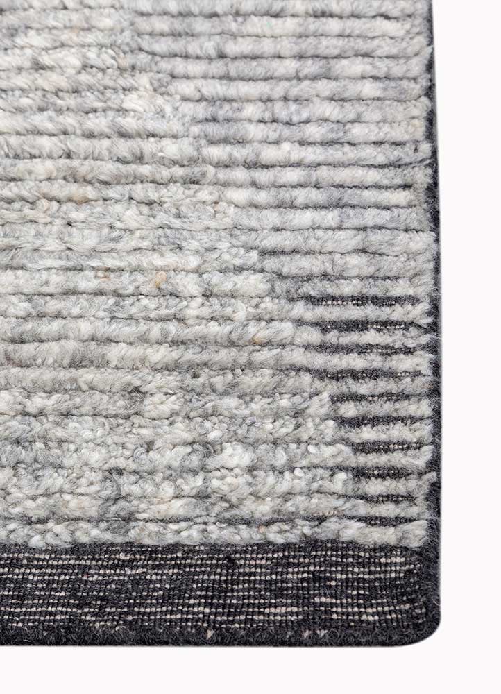 saga grey and black wool hand loom Rug - Corner
