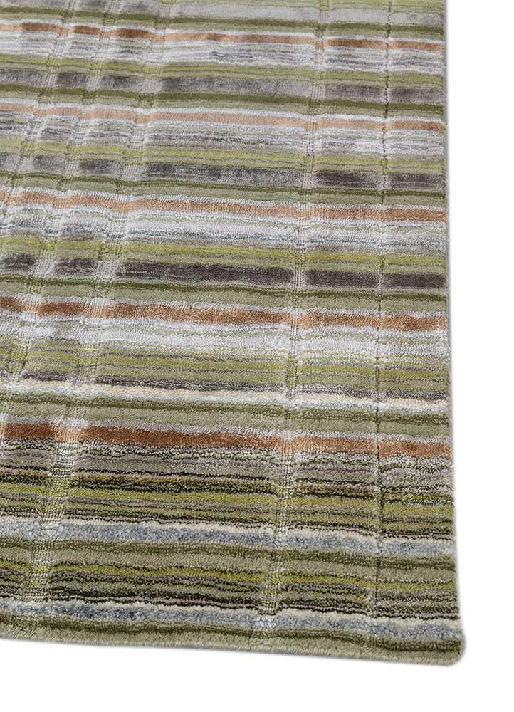 basis green wool and viscose hand loom Rug - Corner basis green wool and viscose hand loom Rug - Corner