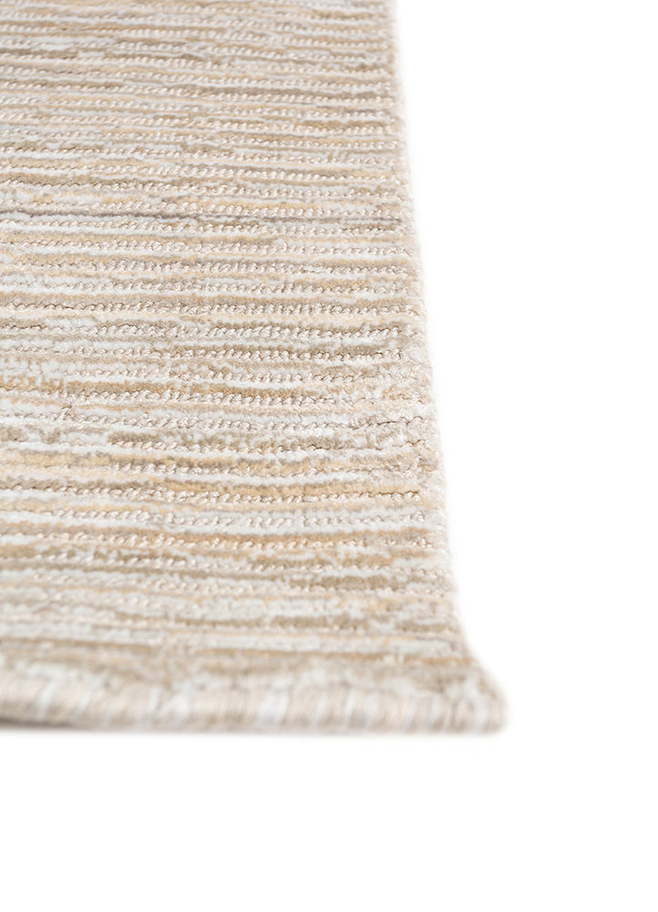 tesoro ivory wool and viscose hand loom Rug - Corner