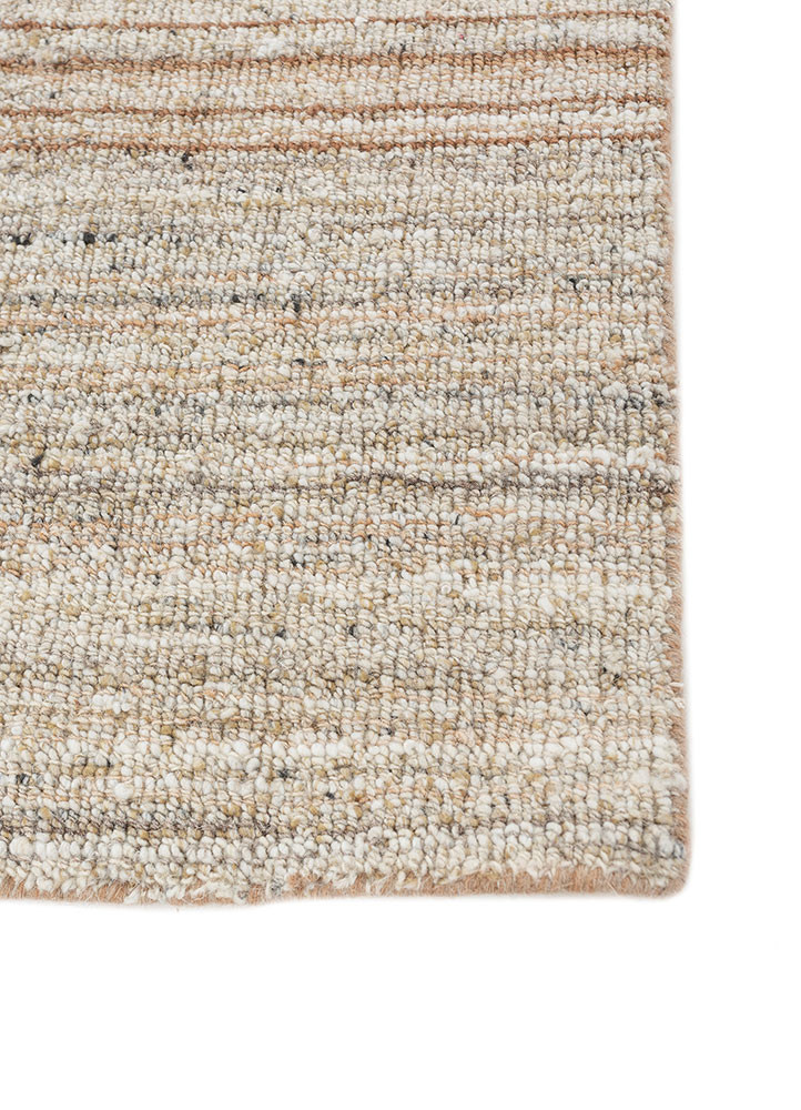 saga red and orange wool and viscose hand loom Rug - Corner