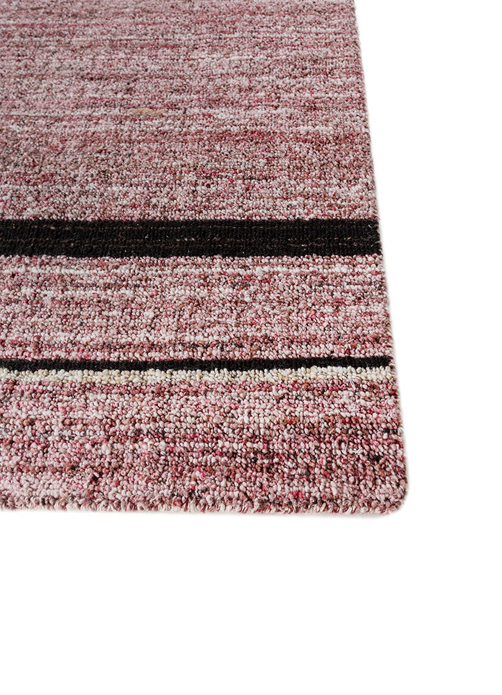 saga red and orange wool and viscose hand loom Rug - Corner