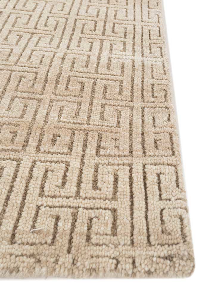thyme ivory wool hand knotted Rug - Corner